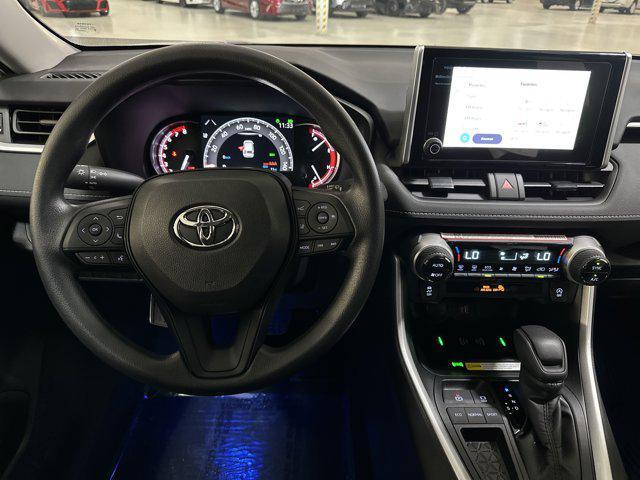 Photo of 2025 Ice Cap Toyota RAV4