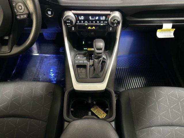 Photo of 2025 Ice Cap Toyota RAV4