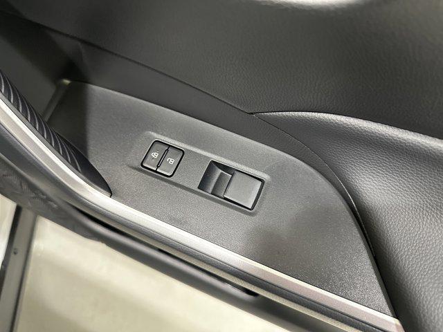 Photo of 2025 Ice Cap Toyota RAV4