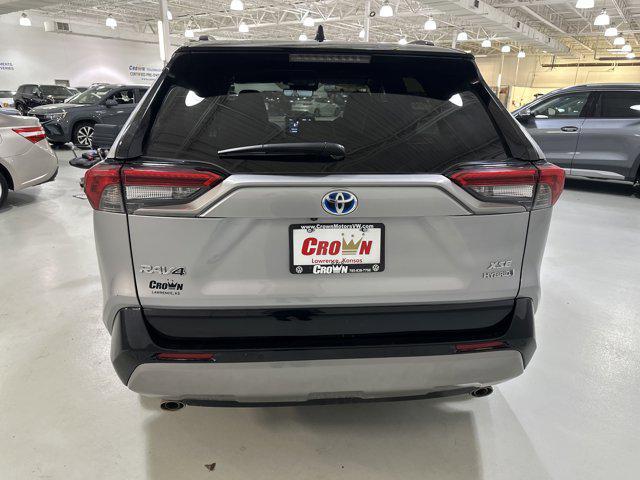 Photo of 2022 Silver Sky Metallic/Midnight Black Metallic Toyota RAV4 Hybrid