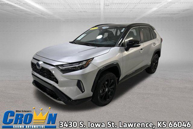 Photo of 2022 Silver Sky Metallic/Midnight Black Metallic Toyota RAV4 Hybrid