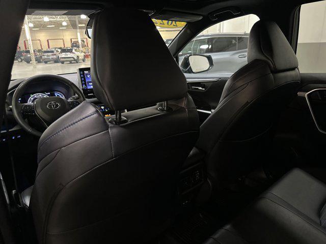 Photo of 2022 Silver Sky Metallic/Midnight Black Metallic Toyota RAV4 Hybrid