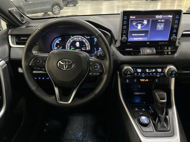 Photo of 2022 Silver Sky Metallic/Midnight Black Metallic Toyota RAV4 Hybrid