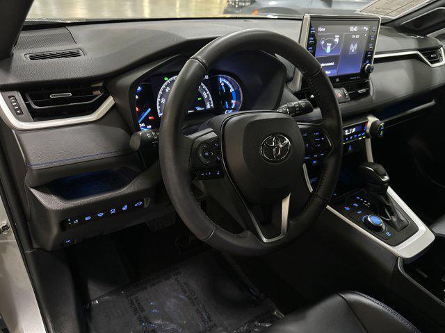 Photo of 2022 Silver Sky Metallic/Midnight Black Metallic Toyota RAV4 Hybrid