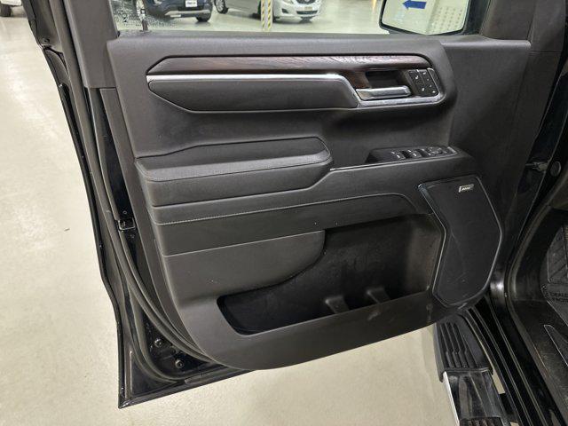 Photo of 2024 Onyx Black GMC Sierra 1500