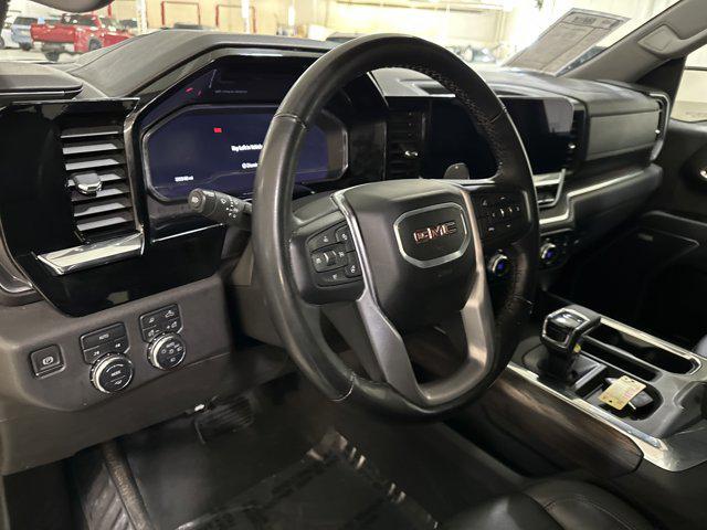 Photo of 2024 Onyx Black GMC Sierra 1500