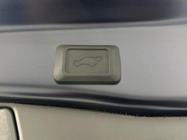 Photo of 2025 Blueprint Toyota RAV4