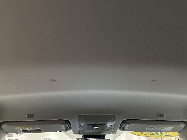 Photo of 2025 Ice Cap Toyota RAV4