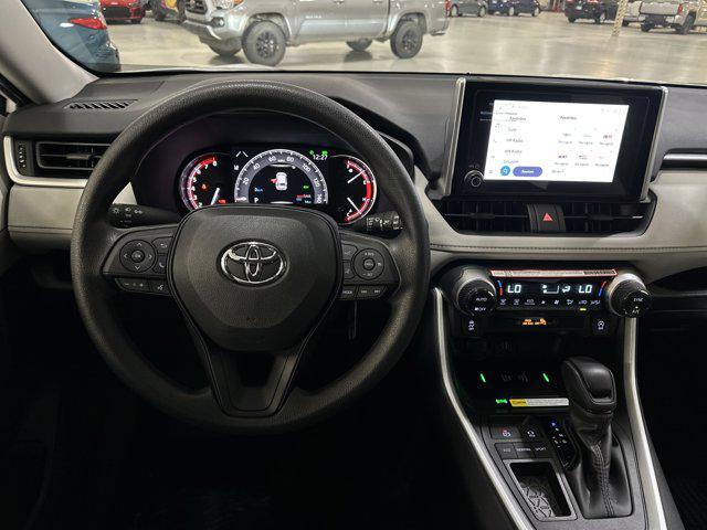 Photo of 2025 Ice Cap Toyota RAV4