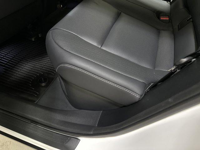 Photo of 2025 Oxygen White Toyota Crown Signia
