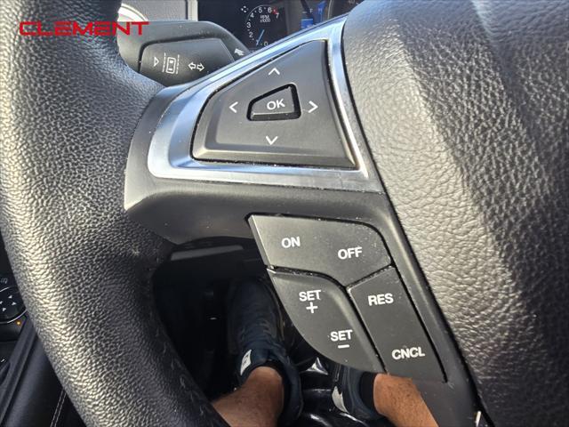Photo of 2023 Red Metallic Ford Edge