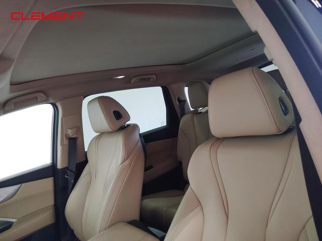 Photo of 2022 Majestic Black Pearl Acura MDX