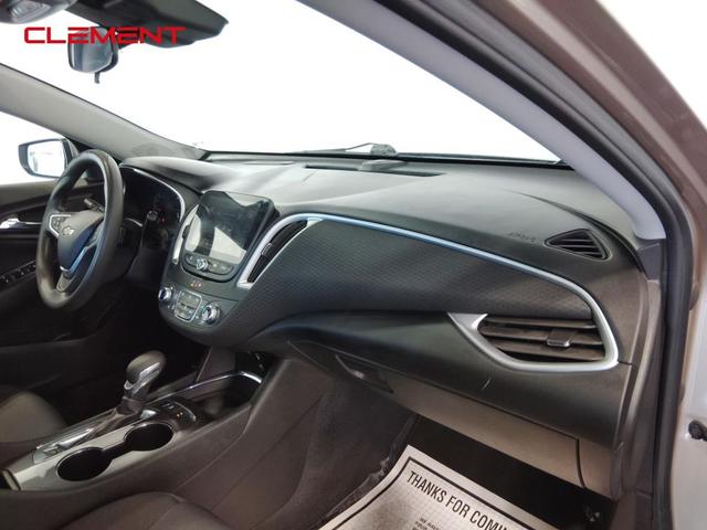 Photo of 2023 Mineral Gray Metallic Chevrolet Malibu
