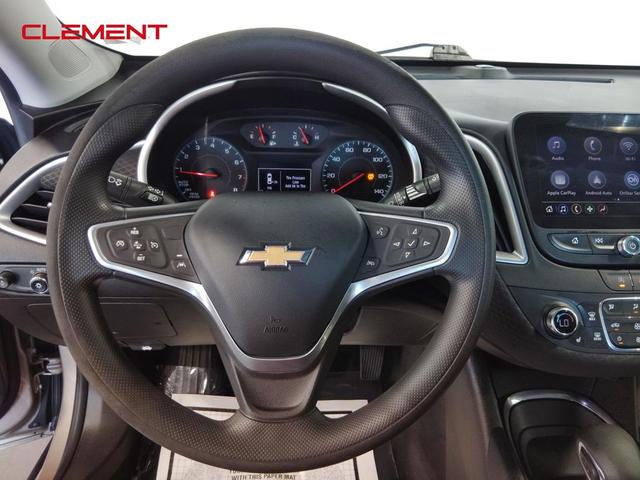 Photo of 2023 Mineral Gray Metallic Chevrolet Malibu
