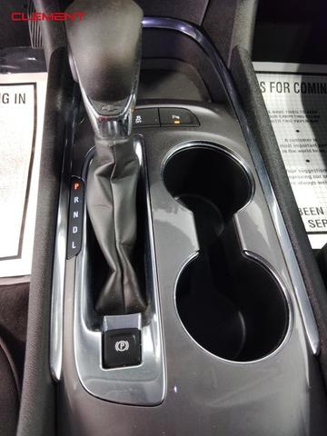 Photo of 2023 Mineral Gray Metallic Chevrolet Malibu