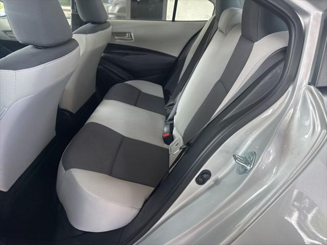 Photo of 2024 Classic Silver Metallic Toyota Corolla