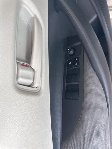 Photo of 2024 Classic Silver Metallic Toyota Corolla