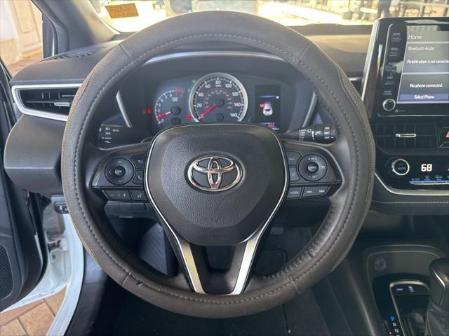 Photo of 2022 White Toyota Corolla