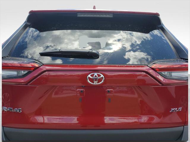 Photo of 2025 Ruby Flare Pearl Toyota RAV4