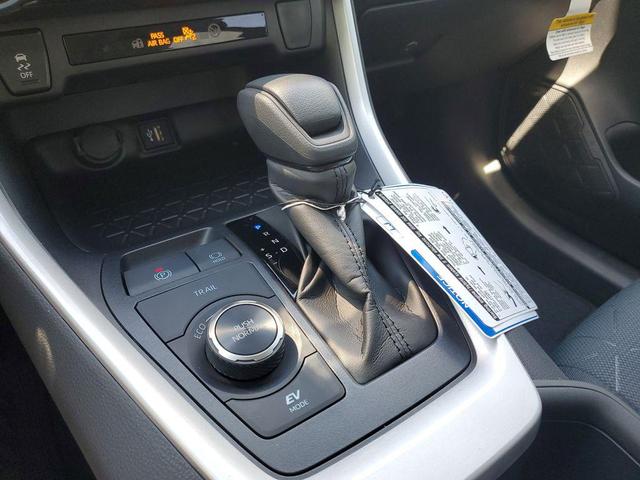 Photo of 2025 Ice Cap Toyota RAV4 Hybrid