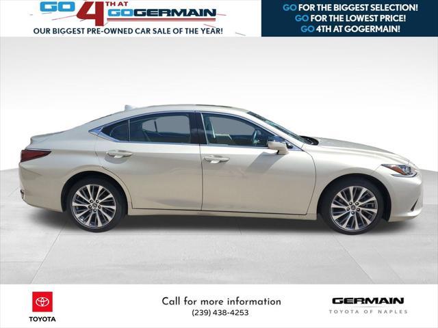 Photo of 2021 Moonbeam Beige Metallic Lexus ES 250