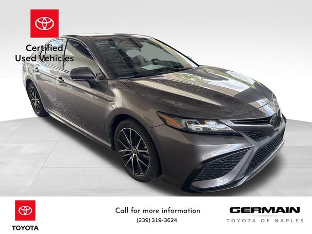 Photo of 2022 Predawn Gray Mica Toyota Camry