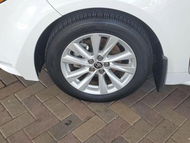 Photo of 2024 Ice Cap Toyota Corolla