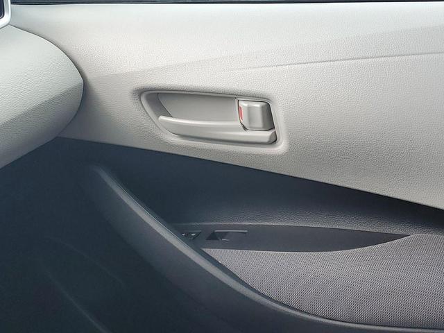 Photo of 2025 Ice Cap Toyota Corolla