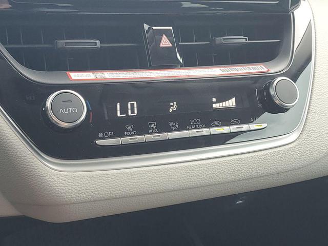 Photo of 2025 Ice Cap Toyota Corolla