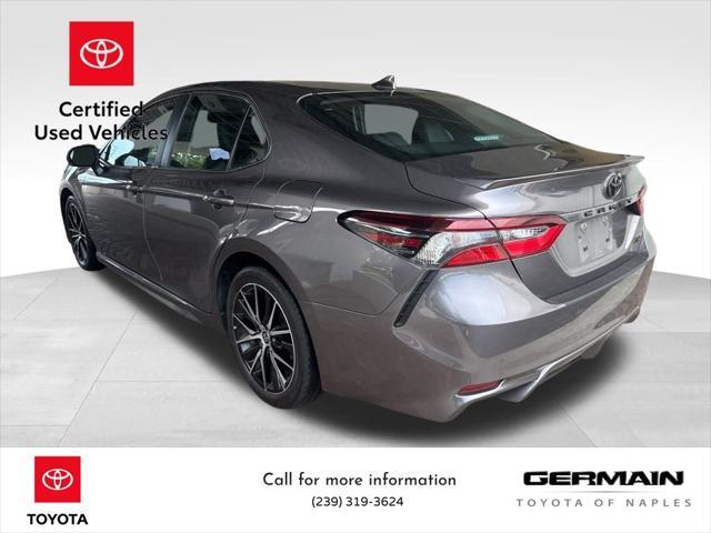 Photo of 2022 Predawn Gray Mica Toyota Camry