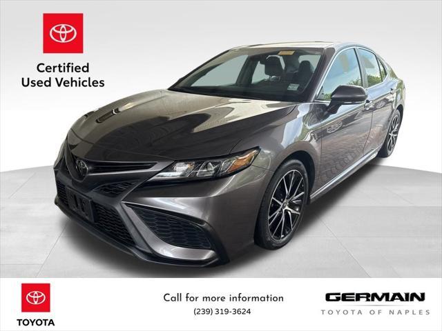 Photo of 2022 Predawn Gray Mica Toyota Camry