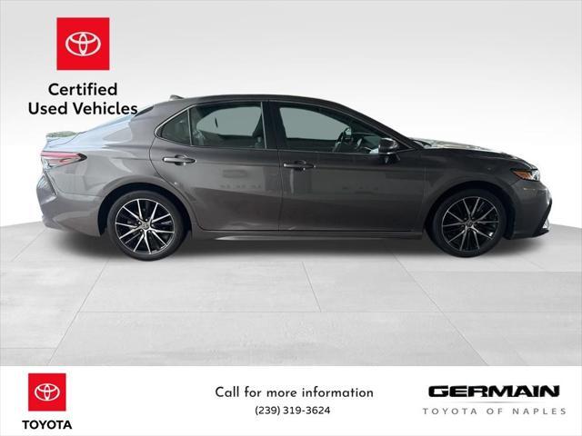 Photo of 2022 Predawn Gray Mica Toyota Camry