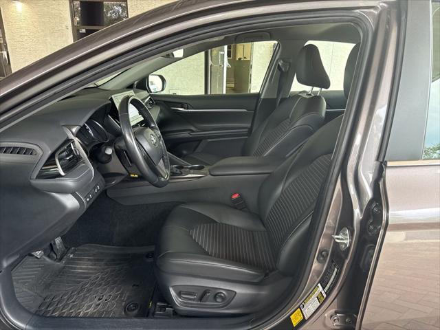 Photo of 2022 Predawn Gray Mica Toyota Camry