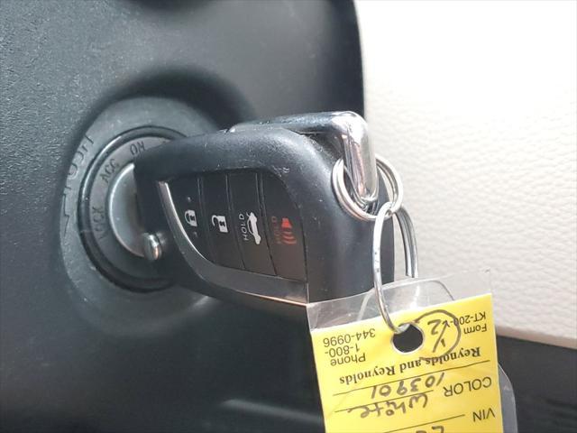 Photo of 2024 Ice Cap Toyota Corolla