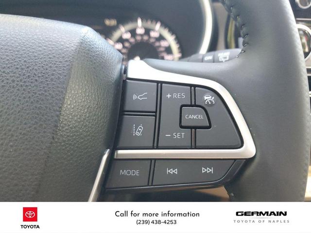 Photo of 2024 Wind Chill Pearl Toyota Highlander