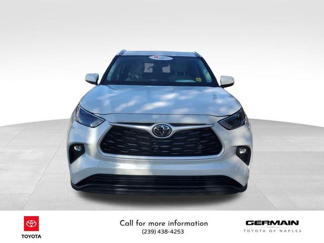Photo of 2024 Wind Chill Pearl Toyota Highlander