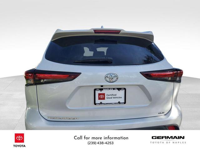 Photo of 2024 Wind Chill Pearl Toyota Highlander