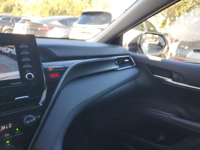 Photo of 2023 Ice Cap Toyota Camry