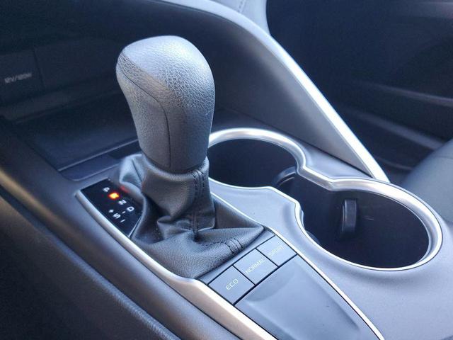 Photo of 2023 Ice Cap Toyota Camry