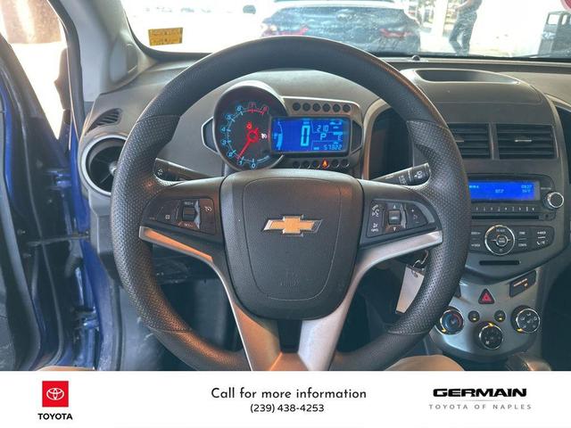 Photo of 2013 Blue Topaz Metallic Chevrolet Sonic