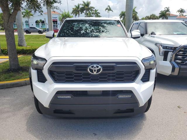 Photo of 2025 Ice Cap Toyota Tacoma