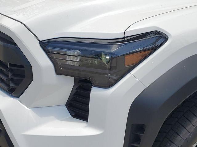 Photo of 2025 Ice Cap Toyota Tacoma