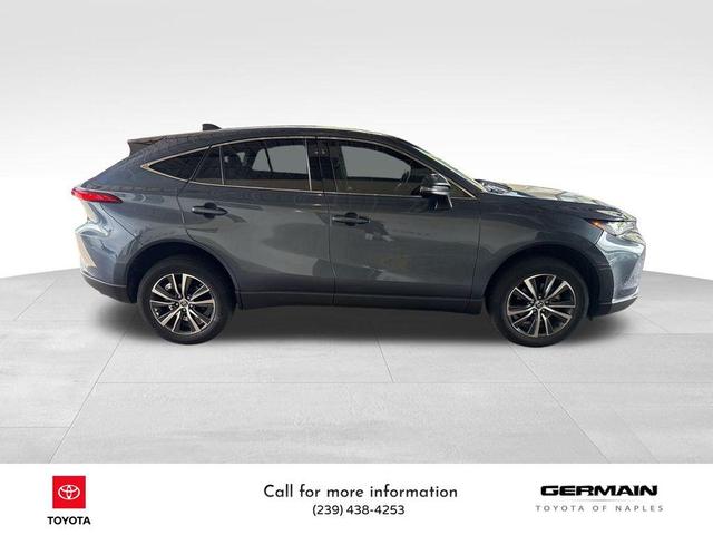 Photo of 2021 Coastal Gray Metallic Toyota Venza