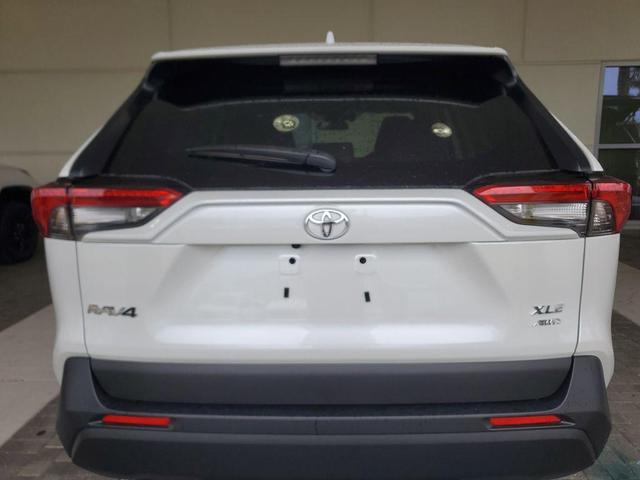Photo of 2025 Wind Chill Pearl Toyota RAV4