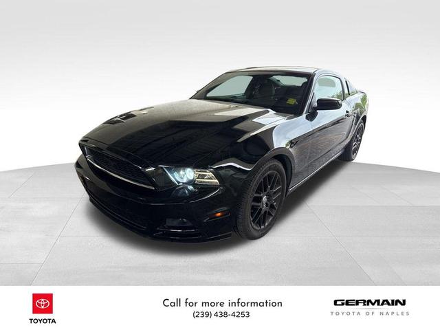 Photo of 2014 Black Ford Mustang
