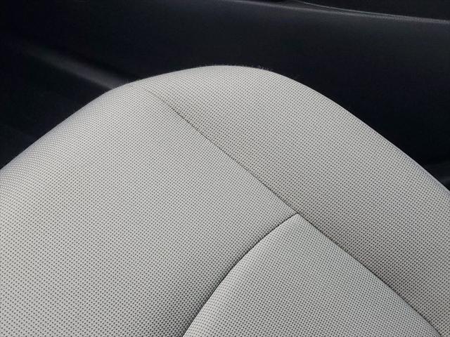 Photo of 2022 White Toyota Corolla