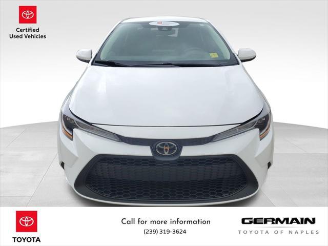 Photo of 2022 White Toyota Corolla