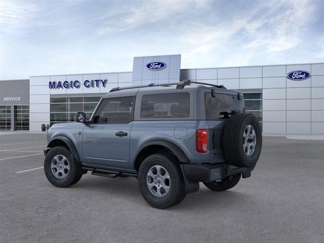 Photo of 2024 Azure Gray Metallic Ford Bronco