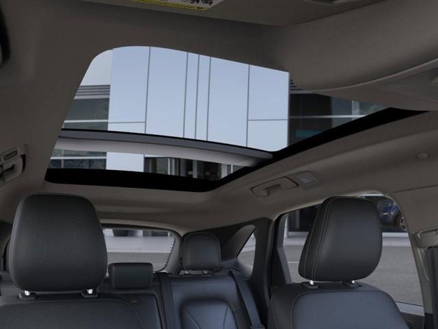 Photo of 2025 White Metallic Ford Escape