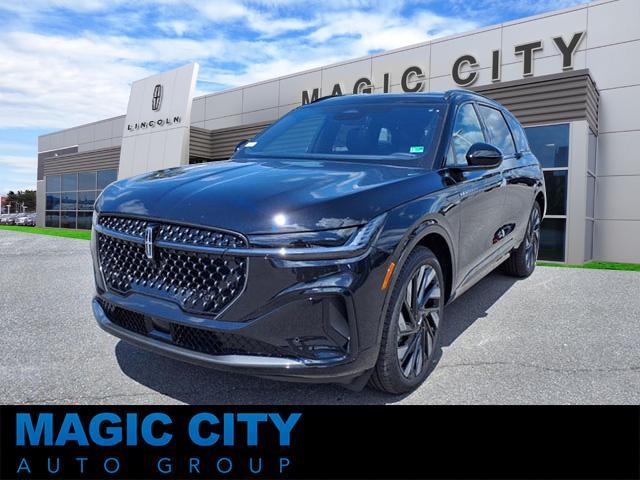 Photo of 2025 Black Metallic Lincoln Nautilus